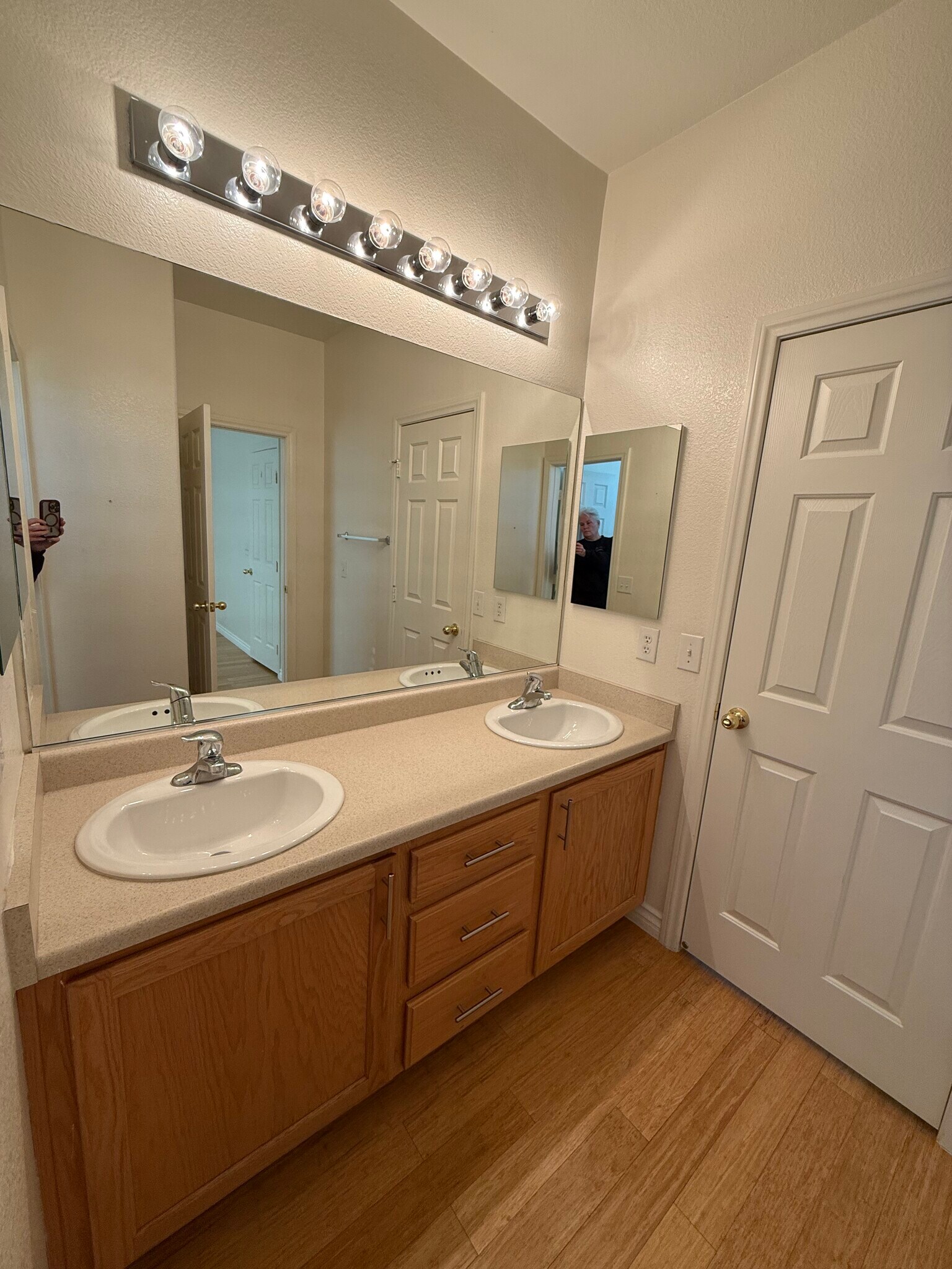 Building Photo - 10187 Sunshine Village Pl