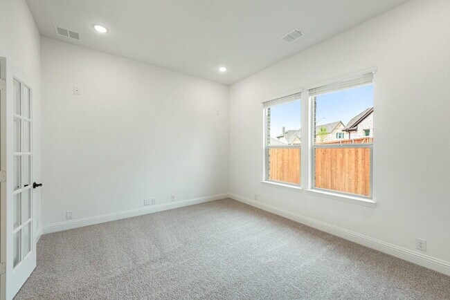 Building Photo - Spacious 4-Bedroom Retreat with 3 Full Baths – Your Modern Sanctuary Awaits in Justin, TX!