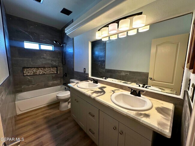 Building Photo - 5373 Guillermo Frias Ln