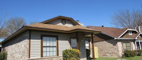 Building Photo - 2636 Clayton Oaks Dr