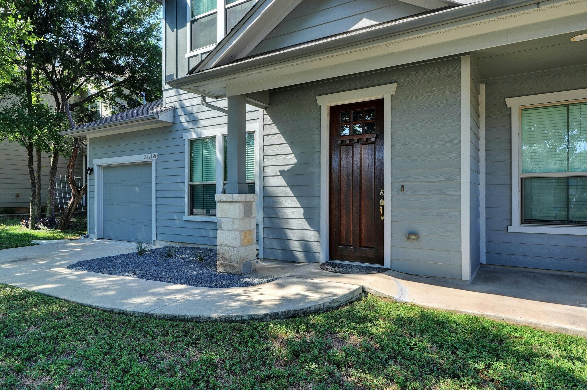 Building Photo - 3421 Blumie St