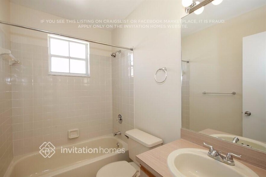 Building Photo - 18542 NW 22nd St