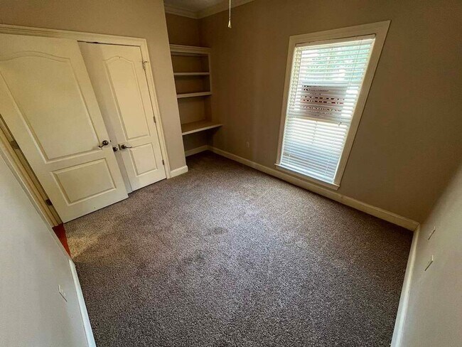 Building Photo - 3995 Water Oak Dr