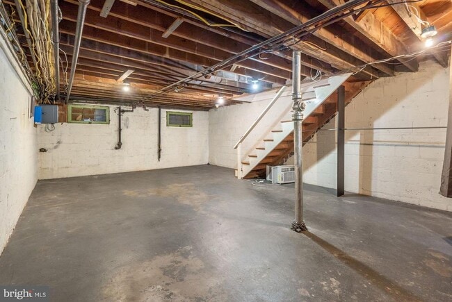 Building Photo - 1403 K St SE