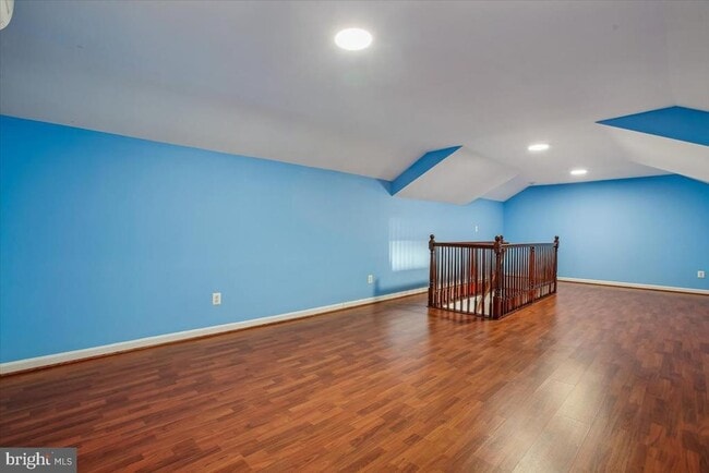 Building Photo - 7118 Vermillion Pl