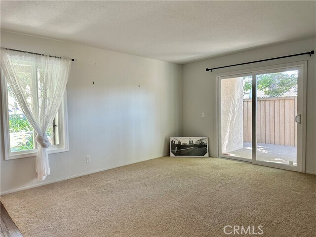 Building Photo - 35 Smokestone