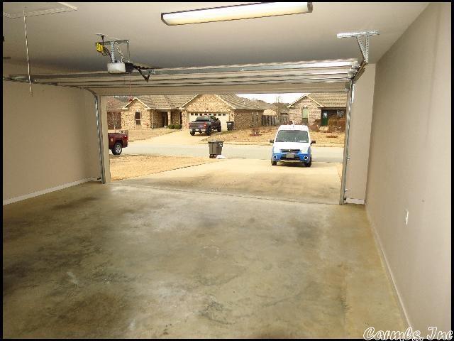 Building Photo - 1005 Puritan Dr