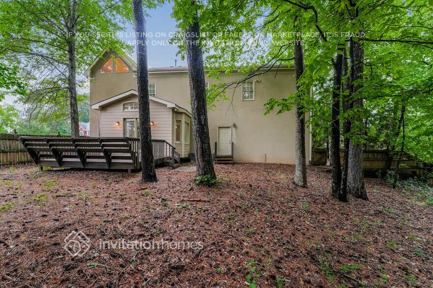Building Photo - 844 Biscayne Way NW