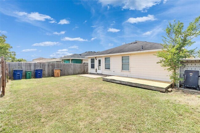 Building Photo - 12420 Sky Harbor Dr