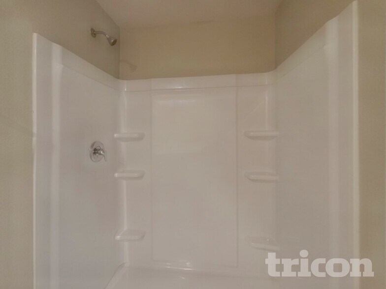 Building Photo - 10734 Hidden Banks Gln