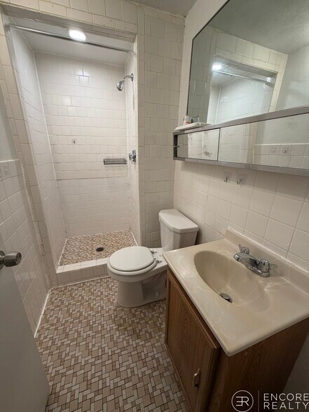 Building Photo - 48 Lancaster Ter