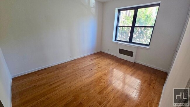 Building Photo - 257 E 61st St