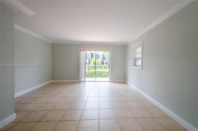 Building Photo - 8650 SW 109th Ave