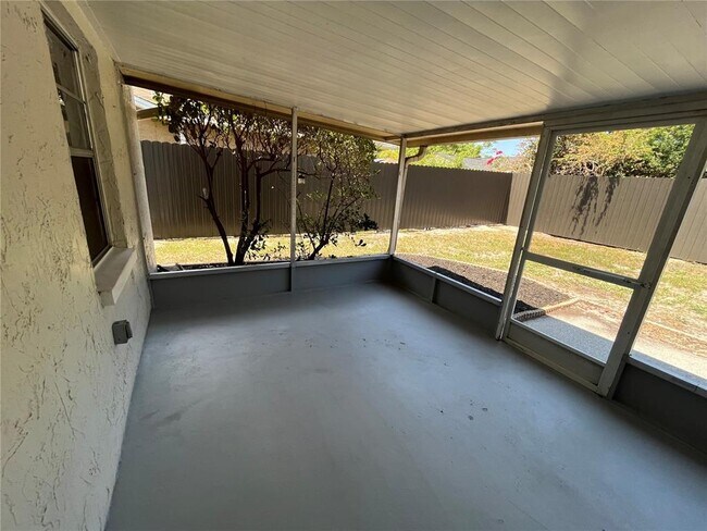 Building Photo - 5123 Brookside Ln