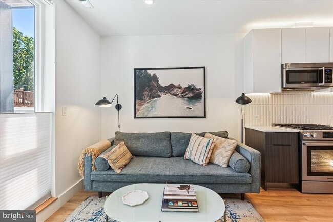 Building Photo - 3117 Georgia Ave NW