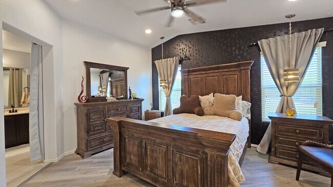 Building Photo - Beautifully updated home in Las Brisas Community of Goodyear!