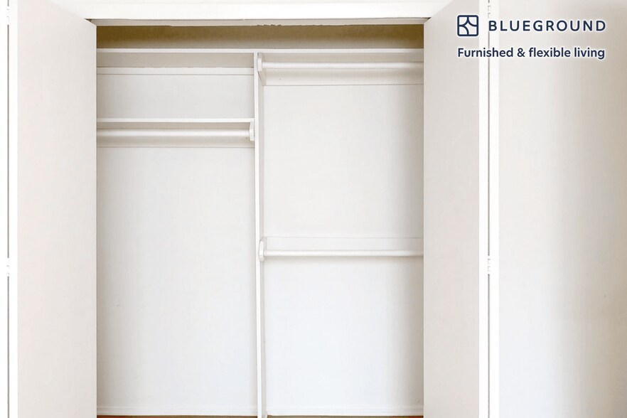 Building Photo - 12017 Goshen Ave