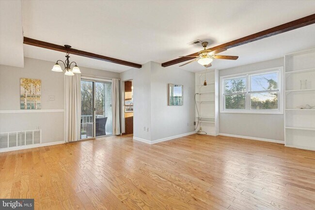 Building Photo - 720 Willow St