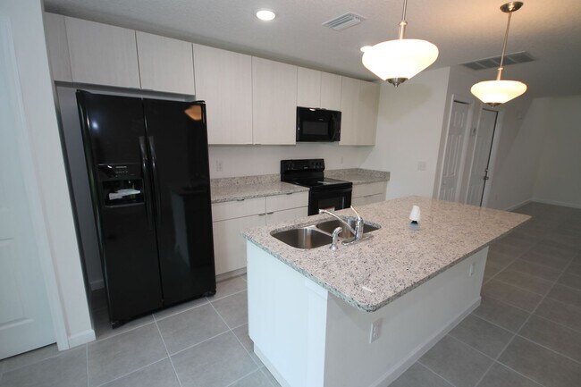 Building Photo - Beautiful 4bd/2ba Home in Palm Bay!!