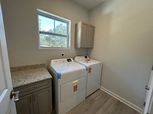 Building Photo - 2022 Trimble Rd