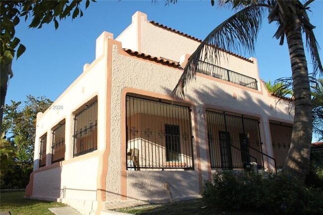 Building Photo - 2385 SW 23rd Terrace