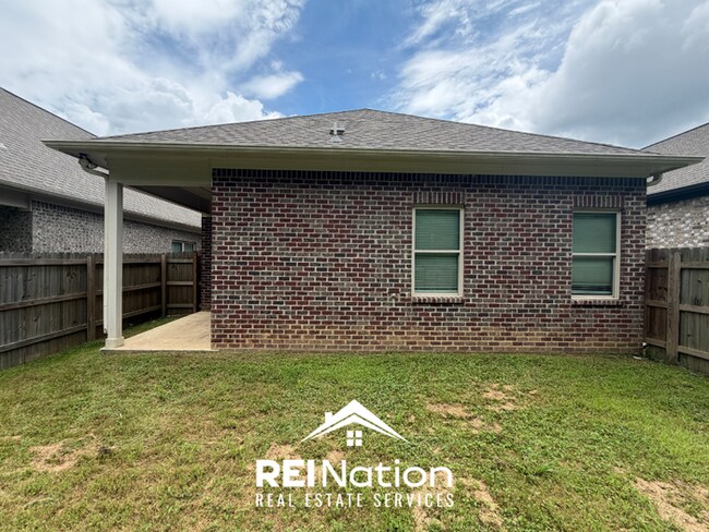Building Photo - 4BR/2BA Birmingham Rental with Attached 1-Car Garage & Open Kitchen Island