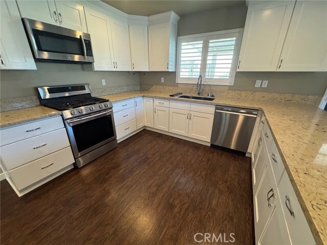 Building Photo - 23843 Hayes Ave