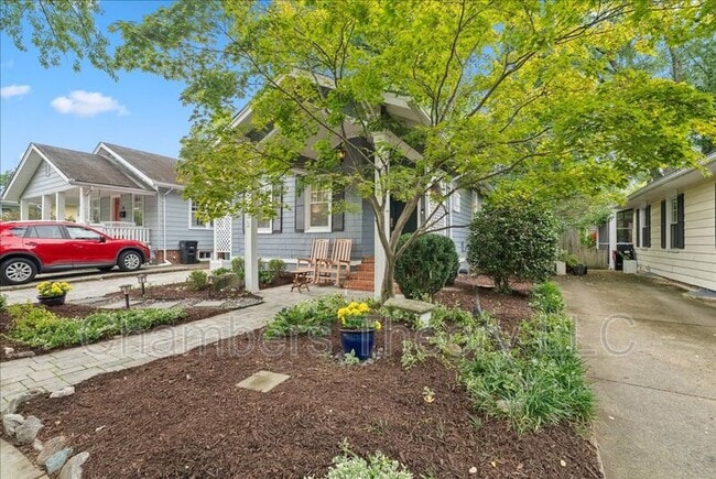 Building Photo - 23 E Walnut St