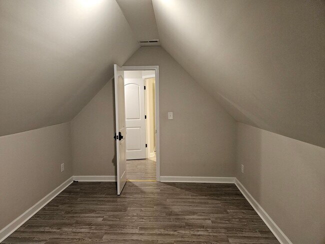 Building Photo - Charming 3-bedroom, 2-bathroom unfurnished home - No HOA - Sneads Ferry