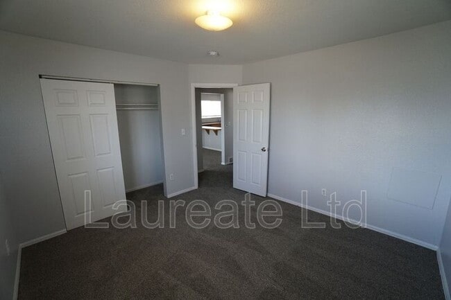 Building Photo - 932 Lowell Blvd