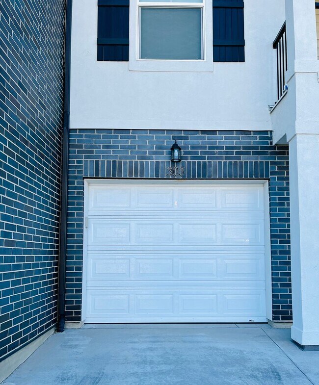 Building Photo - Comfortable 3 Bed / 2 Bath Home Available in Lehi