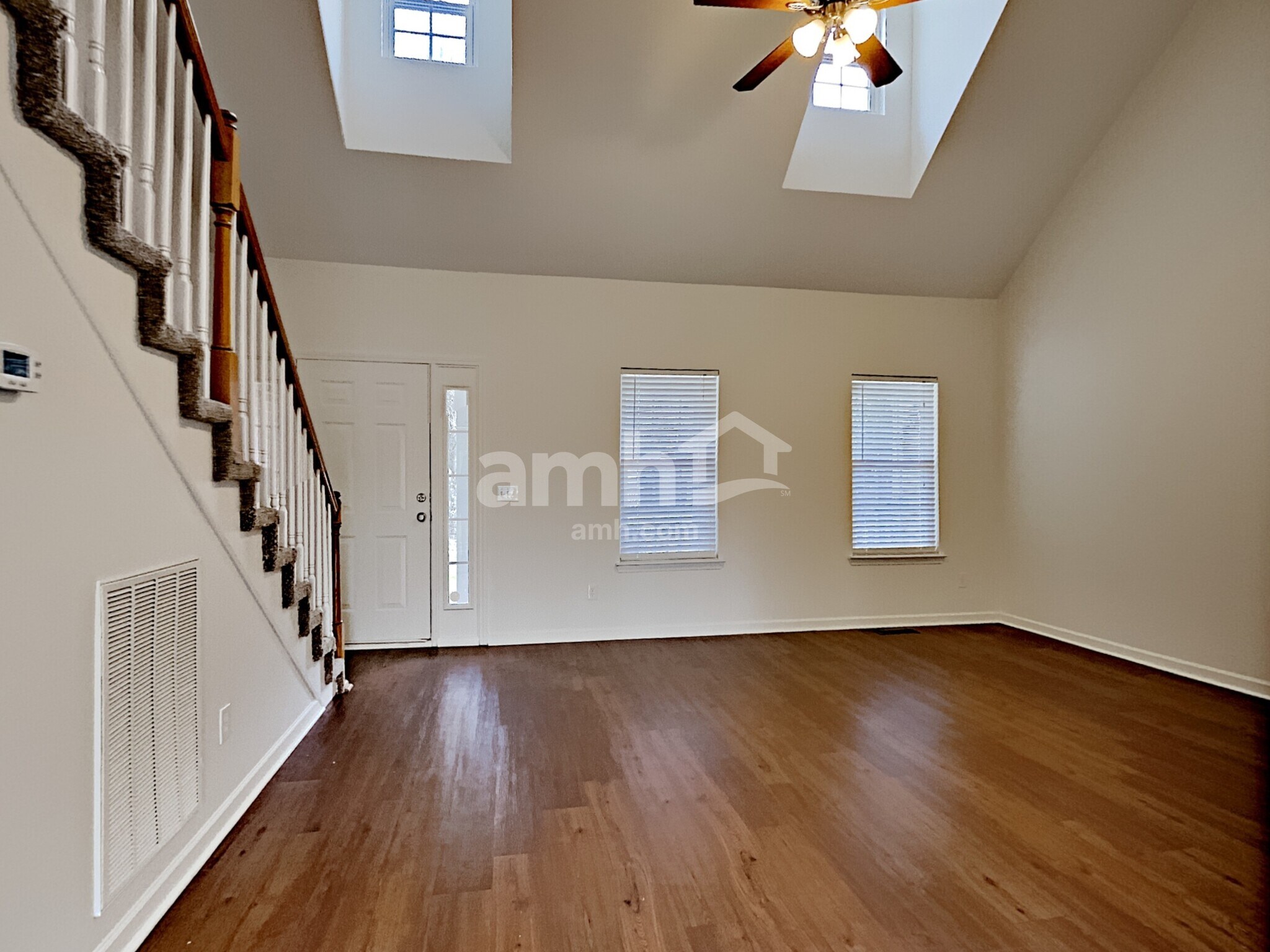 Building Photo - 679 Whispering Breeze