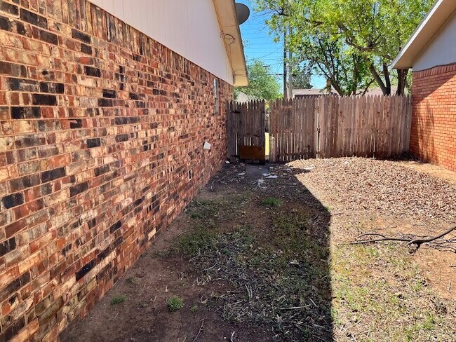 Building Photo - 5431 45th St