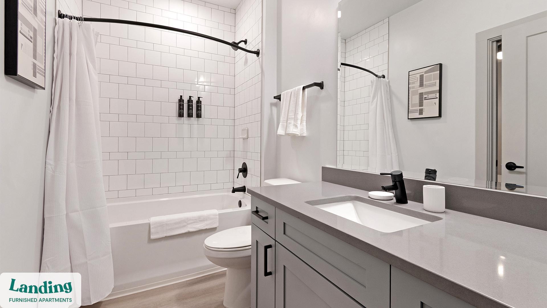 Building Photo - 1148 N Main St