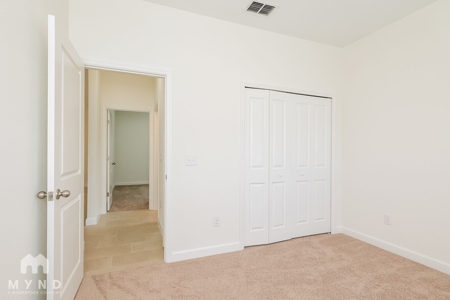 Building Photo - 9 Cecilia Way