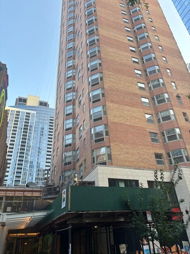 Building Photo - 8 W Chestnut St