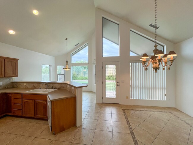 Building Photo - HOUSE - COTTONWOOD -  VERDE SANTA FE /TURN...