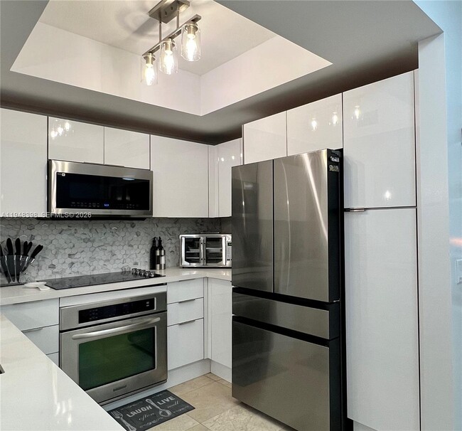 Building Photo - 2681 N Flamingo Rd