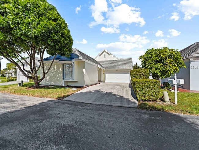 Building Photo - 9947 NW 47th Terrace