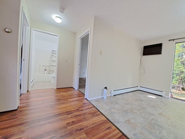 Building Photo - 64 Converseville Rd