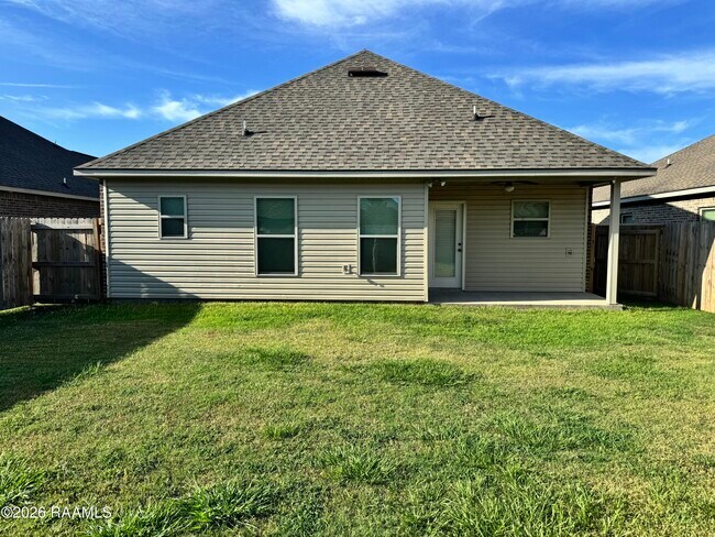 Building Photo - 524 Elwick Dr
