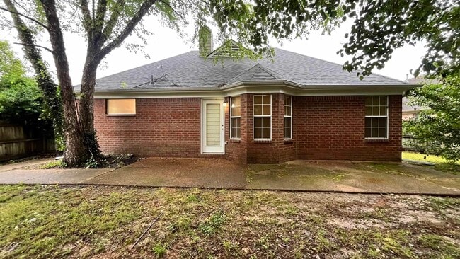 Building Photo - 7276 Amberly Way Dr