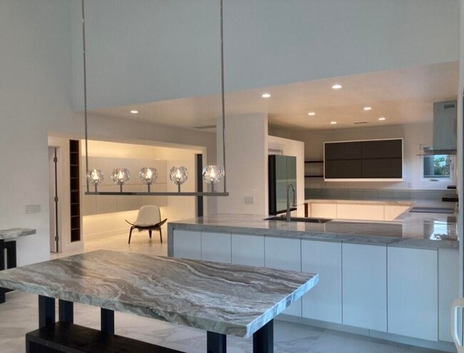 Building Photo - 73323 Boxthorn Ln