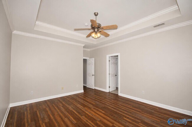 Building Photo - 103 Tudor Pl
