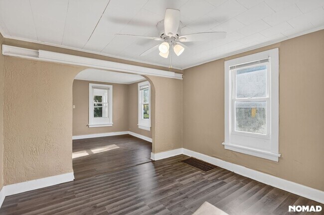 Building Photo - Charming 3BR House in Kankakee