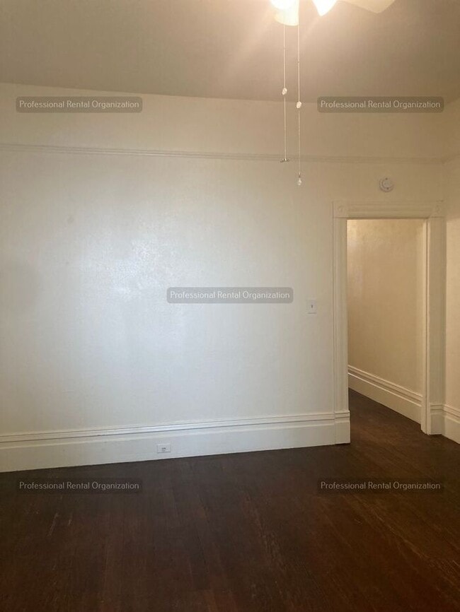 Building Photo - One bedroom Gem in Heart of Quaint, Historic West Petaluma