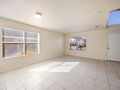 Building Photo - 211 Prentice Dr
