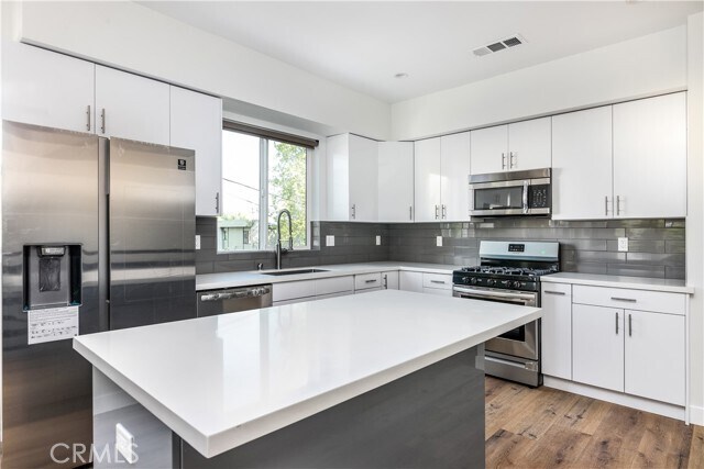 Building Photo - 11308 Miranda St