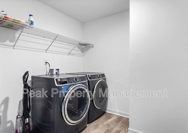 Building Photo - 6500 Bolles Landing Ct