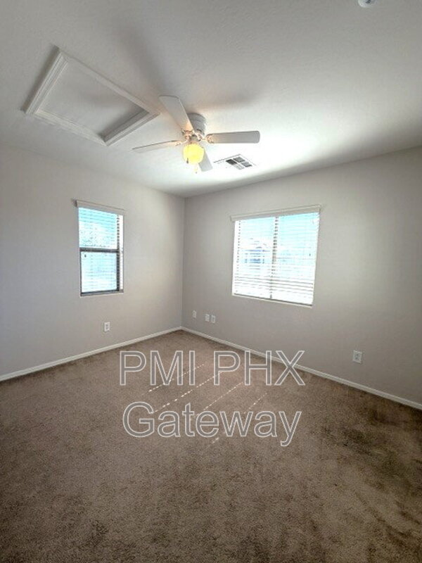 Building Photo - 453 N Citrus Ln